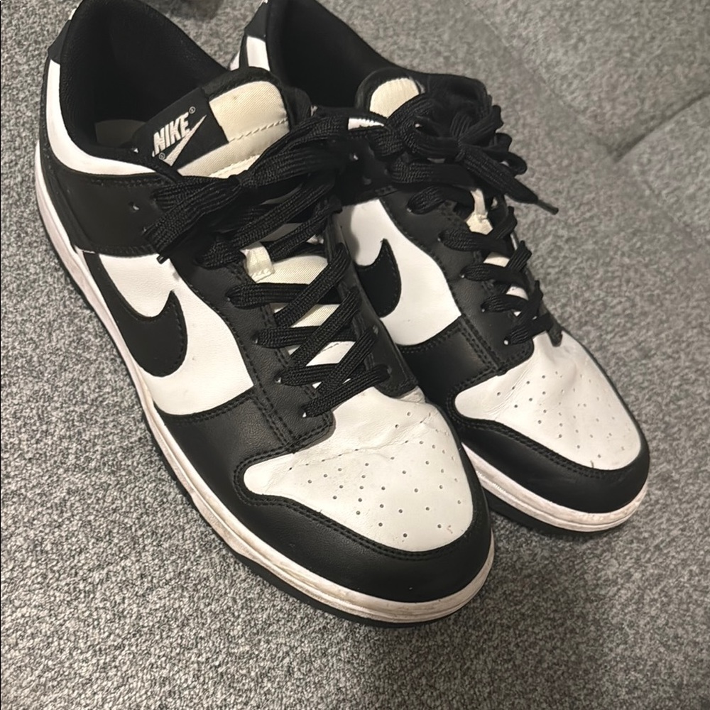 Nike dunks (panda)